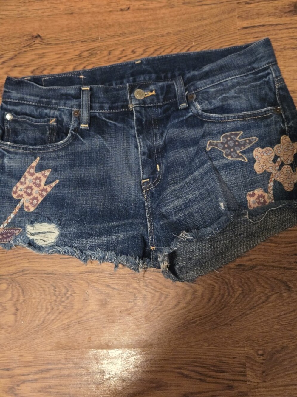 Denim & Supply Ralph Lauren Blue Distressed Cutoff Shorts Floral Appliqué Sz 8